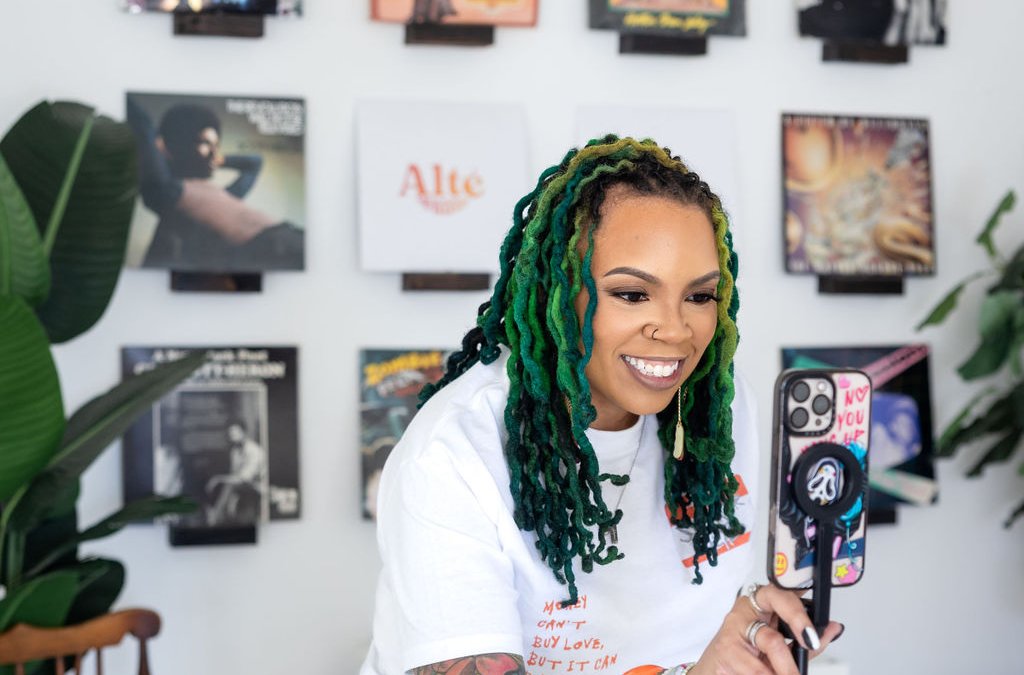 How Devin Brinkley Is Redefining Social Media Visibility Without Burnout